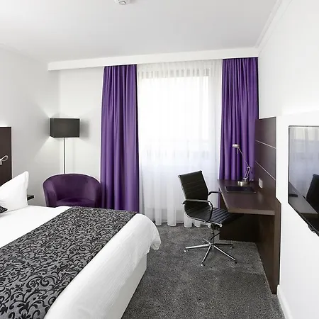 Central Hotel 4*